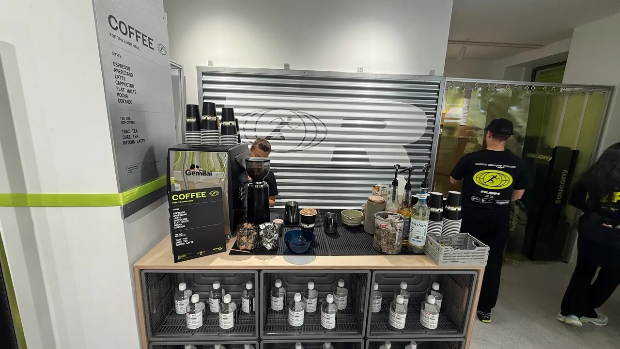 Portable coffee bar for events in France